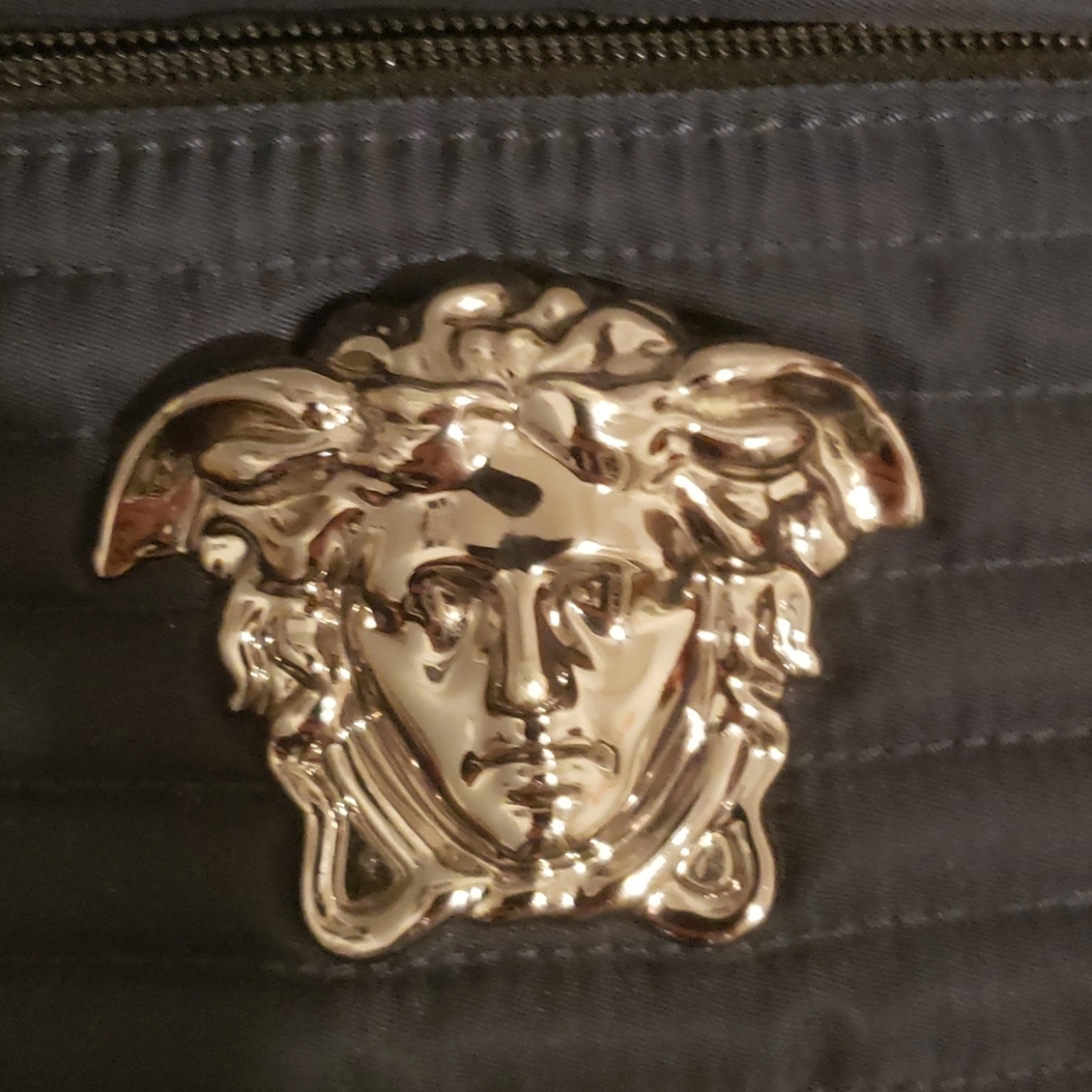 Back pack - Picture 2 of 6